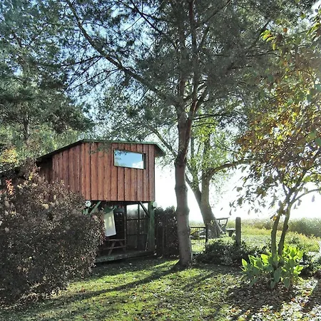 Vakantiehuis In A Location, A Few Meters From A Lake, *