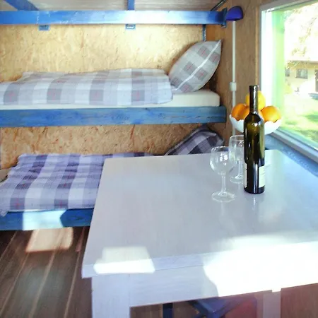 Hébergement de vacances In Sulomino With Private *